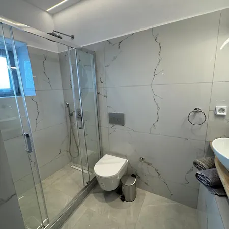 Vila Hillhouse Ii Drios