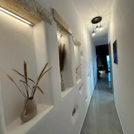 Hillhouse Ii Villa